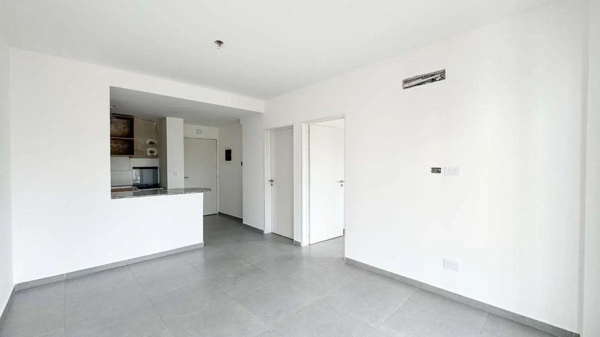 VENTA 2 AMB C/BALCON A ESTR EXC CALIDAD MONSERRAT 4