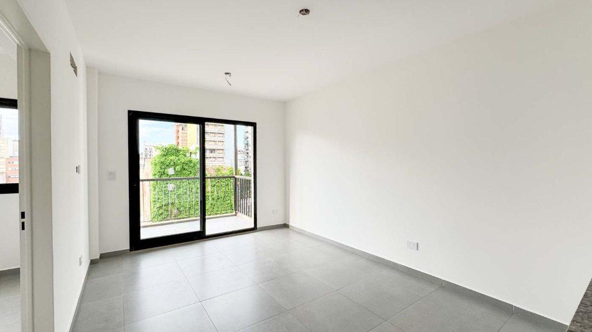 Foto de VENTA 2 AMB C/BALCON A ESTR EXC CALIDAD MONSERRAT, imagen 3