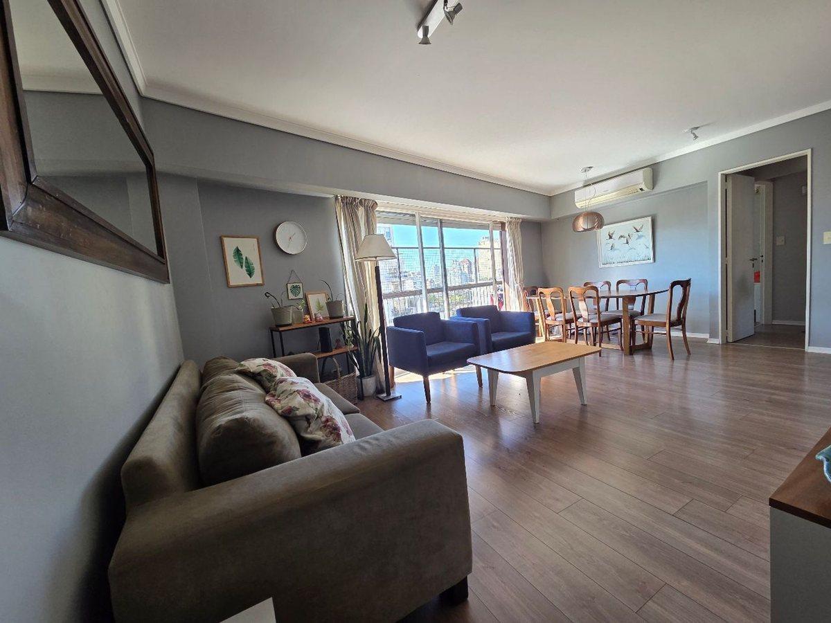 Foto de VENTA-3 Amb y medio-Cochera-Balcón Frente- Palermo, imagen 1