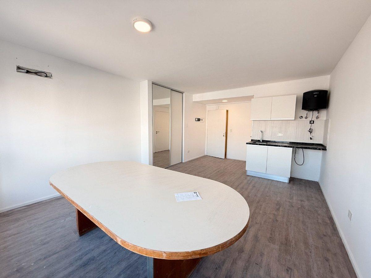 Foto de VENTA MONOAMBIENTE EN MONSERRAT, imagen 1