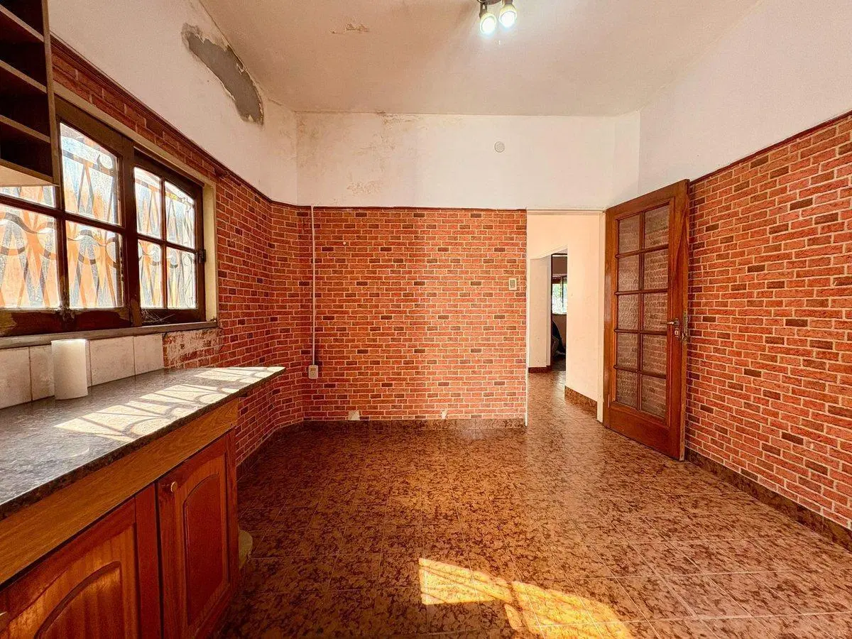 Venta casa 3 amb + dpto, cocheras en Pablo Podestá 8