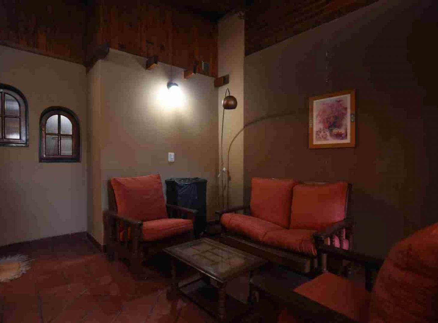 Foto de LOCALES + DEPARTAMENTO EN VENTA (PABLO NOGUES), imagen 4