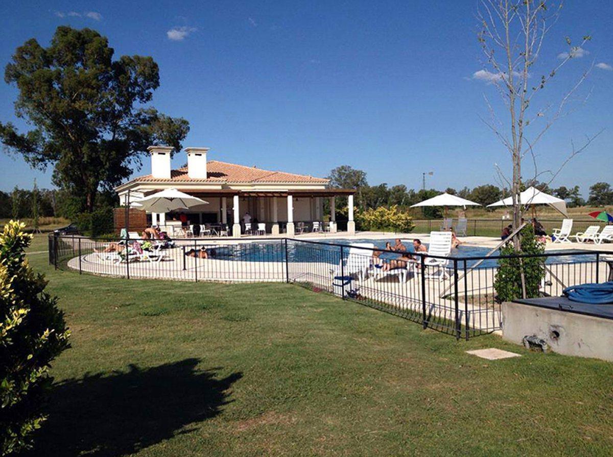 Foto de LOTE EN VENTA EN PINARES COUNTRY CLUB, imagen 1