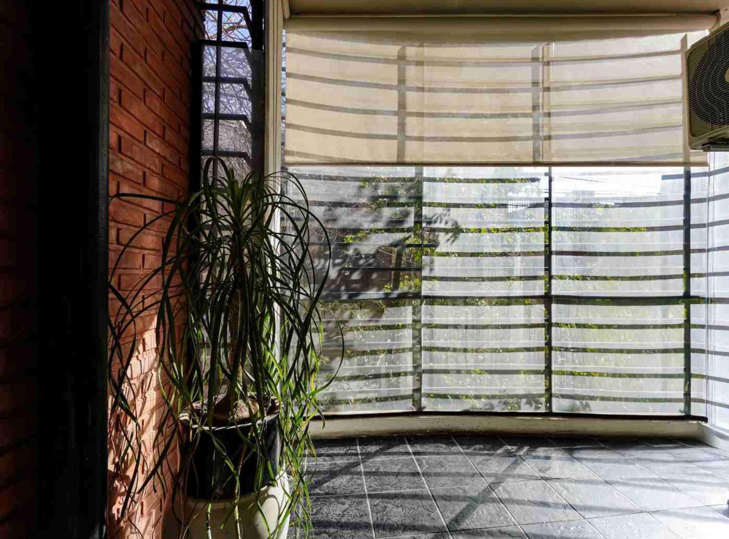 Foto de VENTA DEPTO 3 AMB CON TERRAZA Y BALCON V.URQUIZA, imagen 2