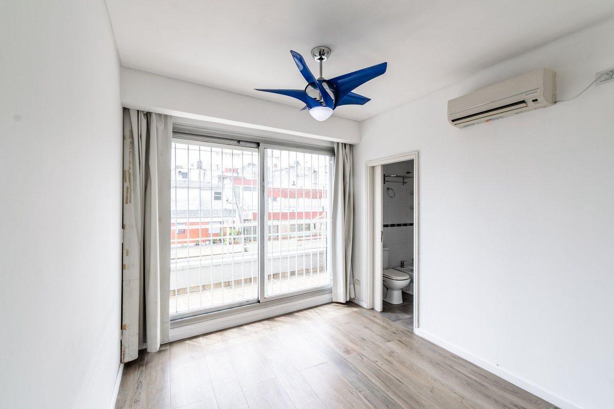 Foto de VENTA 3 AMB BALCON 2 COCHERAS PISO ALTO, imagen 3