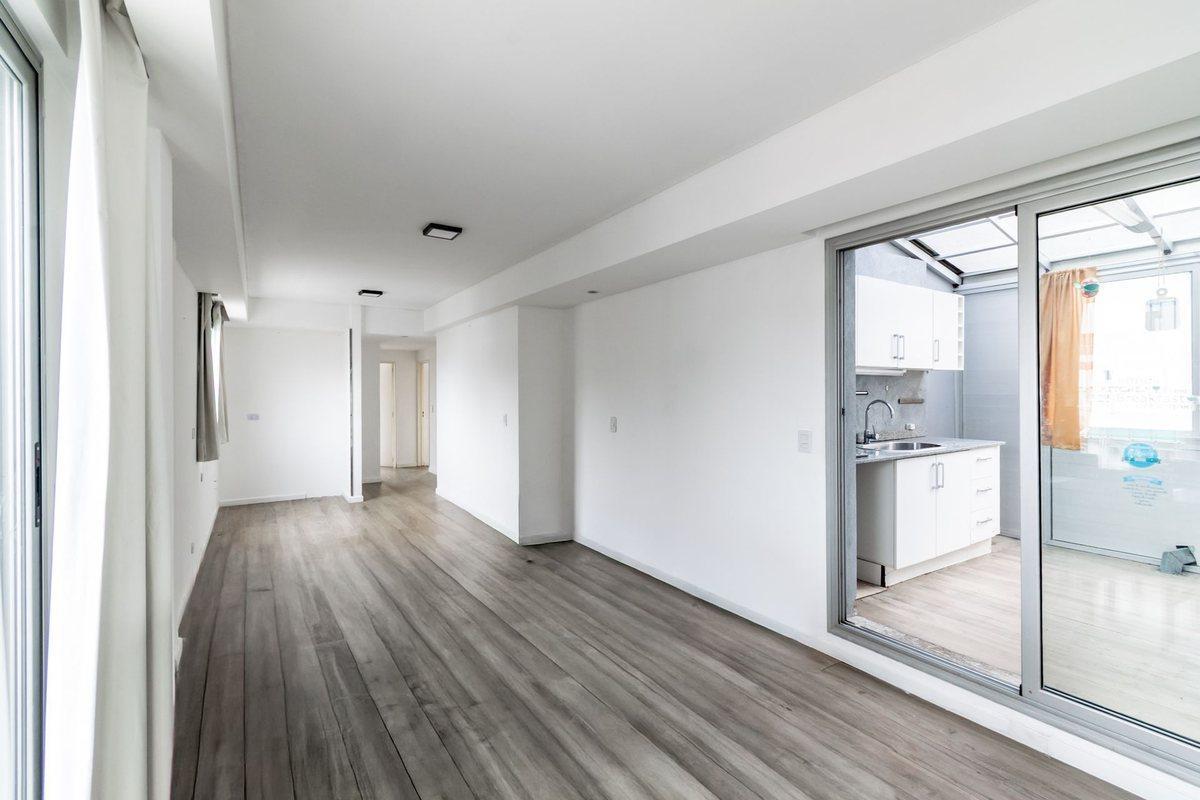 Foto de VENTA 3 AMB BALCON 2 COCHERAS PISO ALTO, imagen 4