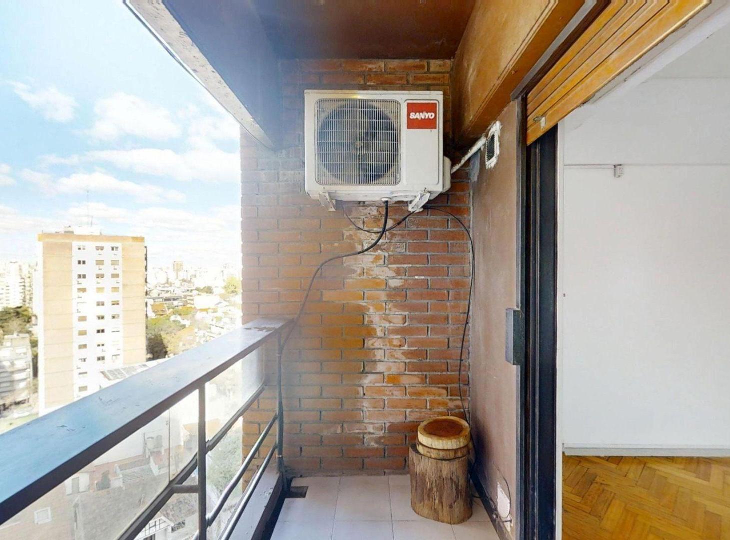 Foto de 2 ambientes luminoso con balcon y cochera en Nuñez, imagen 2