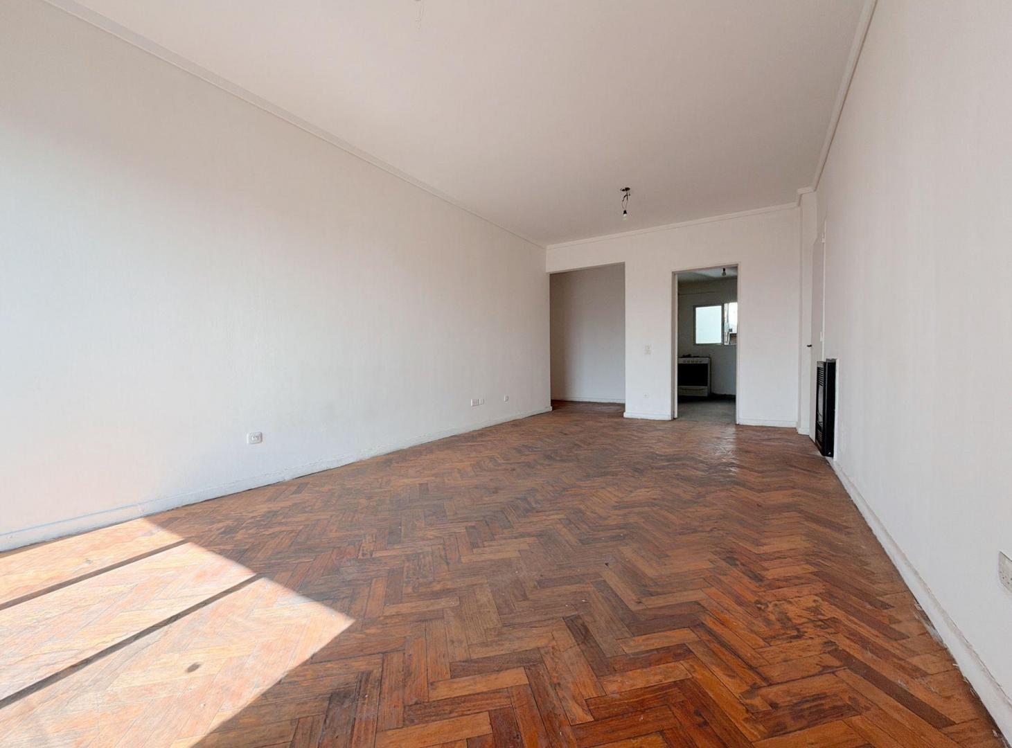 Foto de VENTA DPTO 3 AMB C/ DEPENDENCIA BAULERA BALVANERA, imagen 1