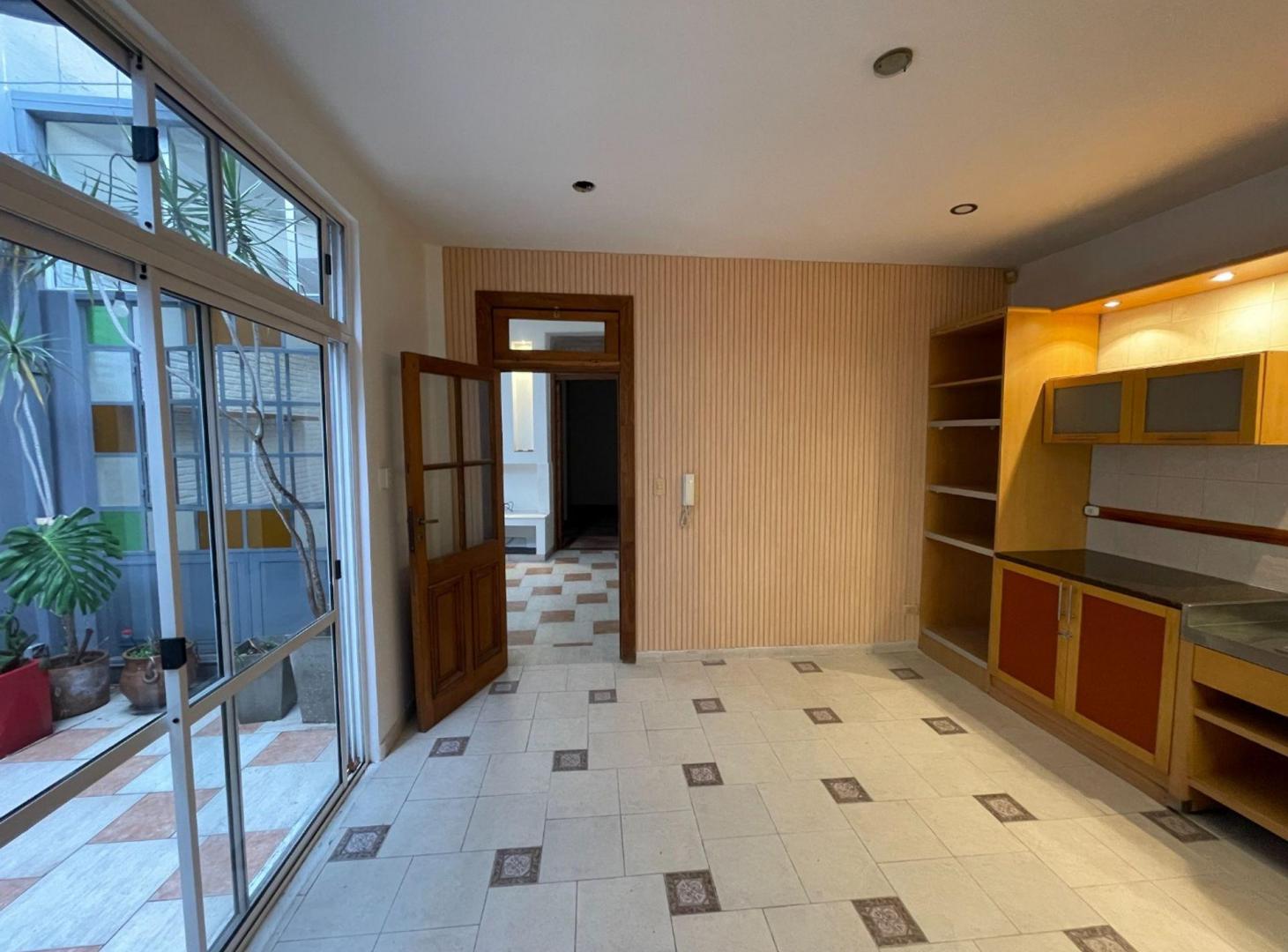 Foto de VENTA PH 3 AMB. CON TERRAZA Y PARRILA PROPIA, imagen 5