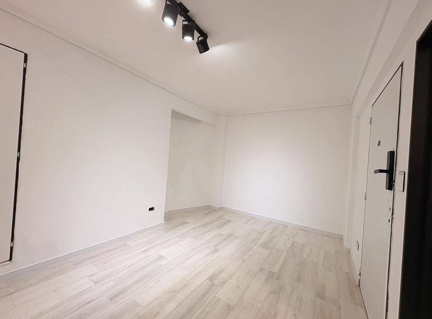 Foto de VENTA 2 AMBIENTES LAS CAÑITAS REFACCIONADO, imagen 3