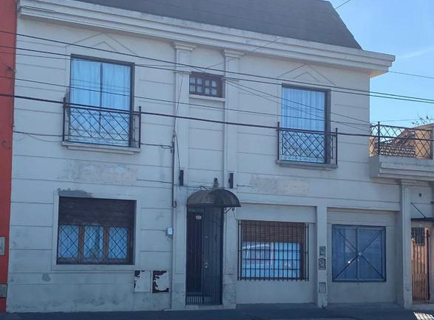 Foto de Venta de PH de 2 plantas mas terraza -Temperley, imagen 1