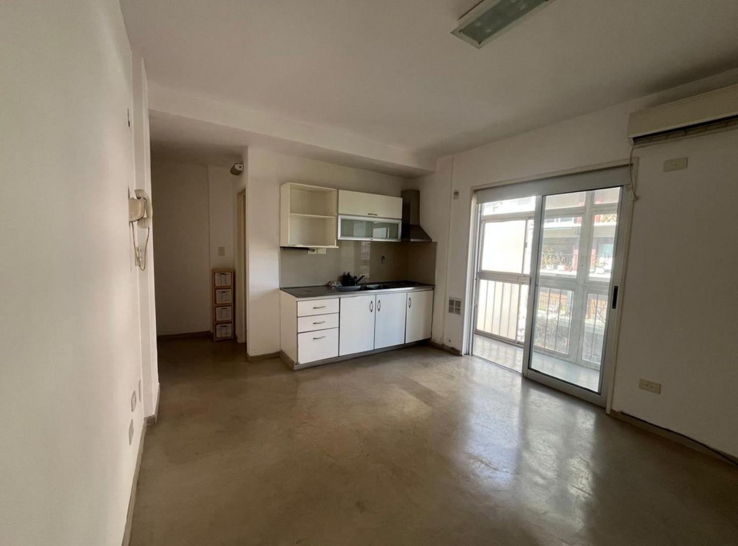 Foto de Alquiler Monoambiente c/Balcon Las Cañitas, imagen 4