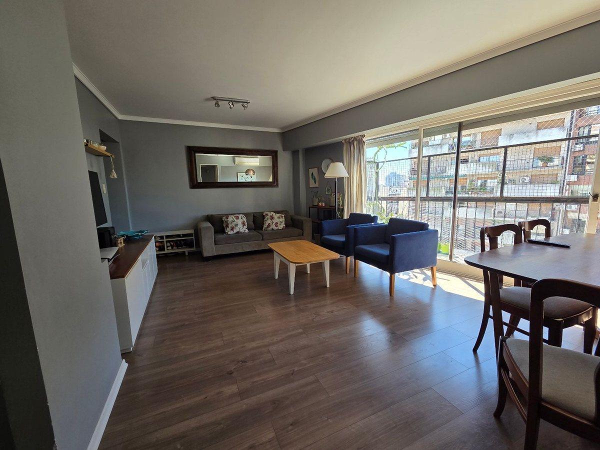 Foto de VENTA-3 Amb y medio-Cochera-Balcón Frente- Palermo, imagen 5