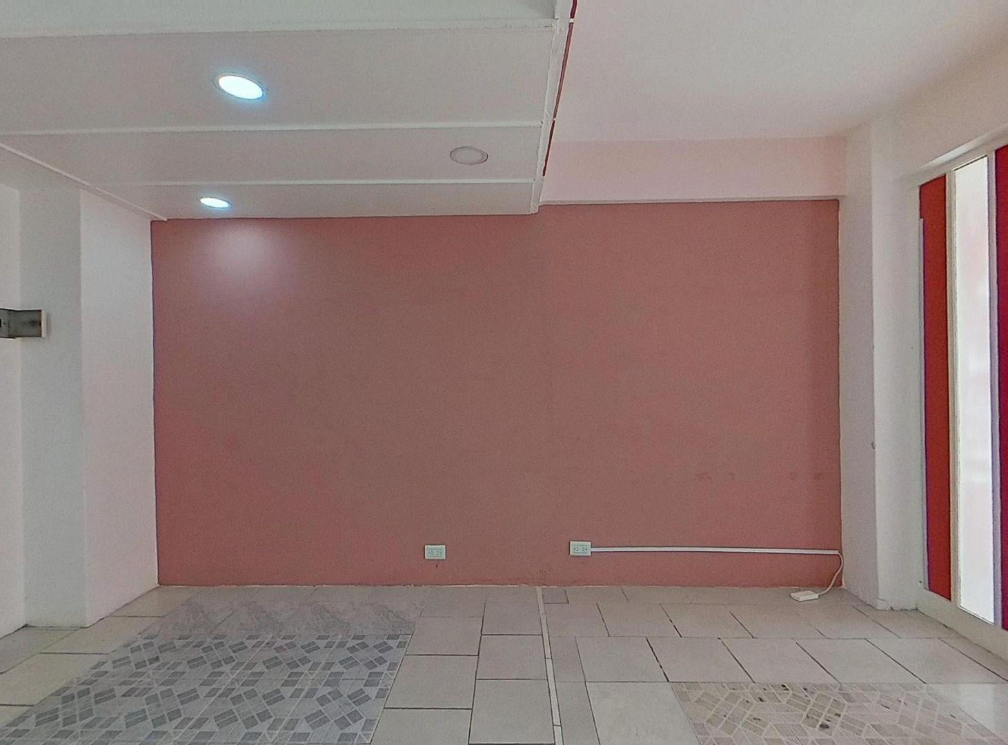 Foto de VENTA OFICINA 4 AMBIENTES MONSERRAT AL FRENTE, imagen 4