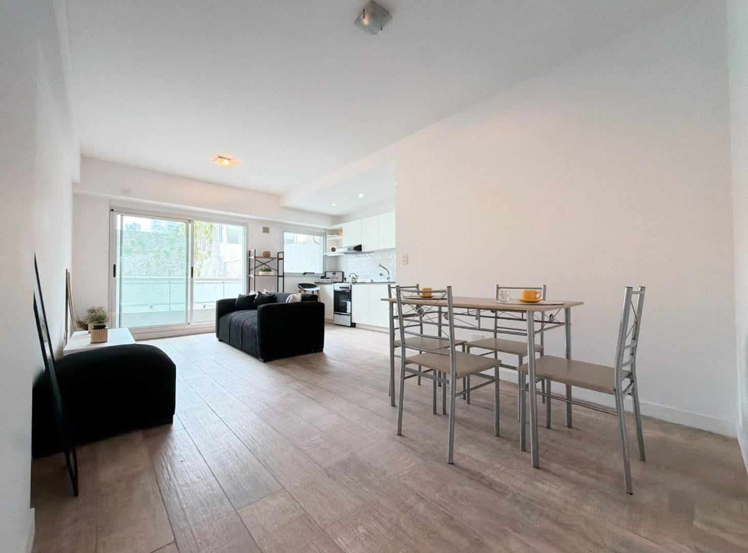 Foto de Venta 2 Ambientes con Patio y Balcón en Núñez!, imagen 3