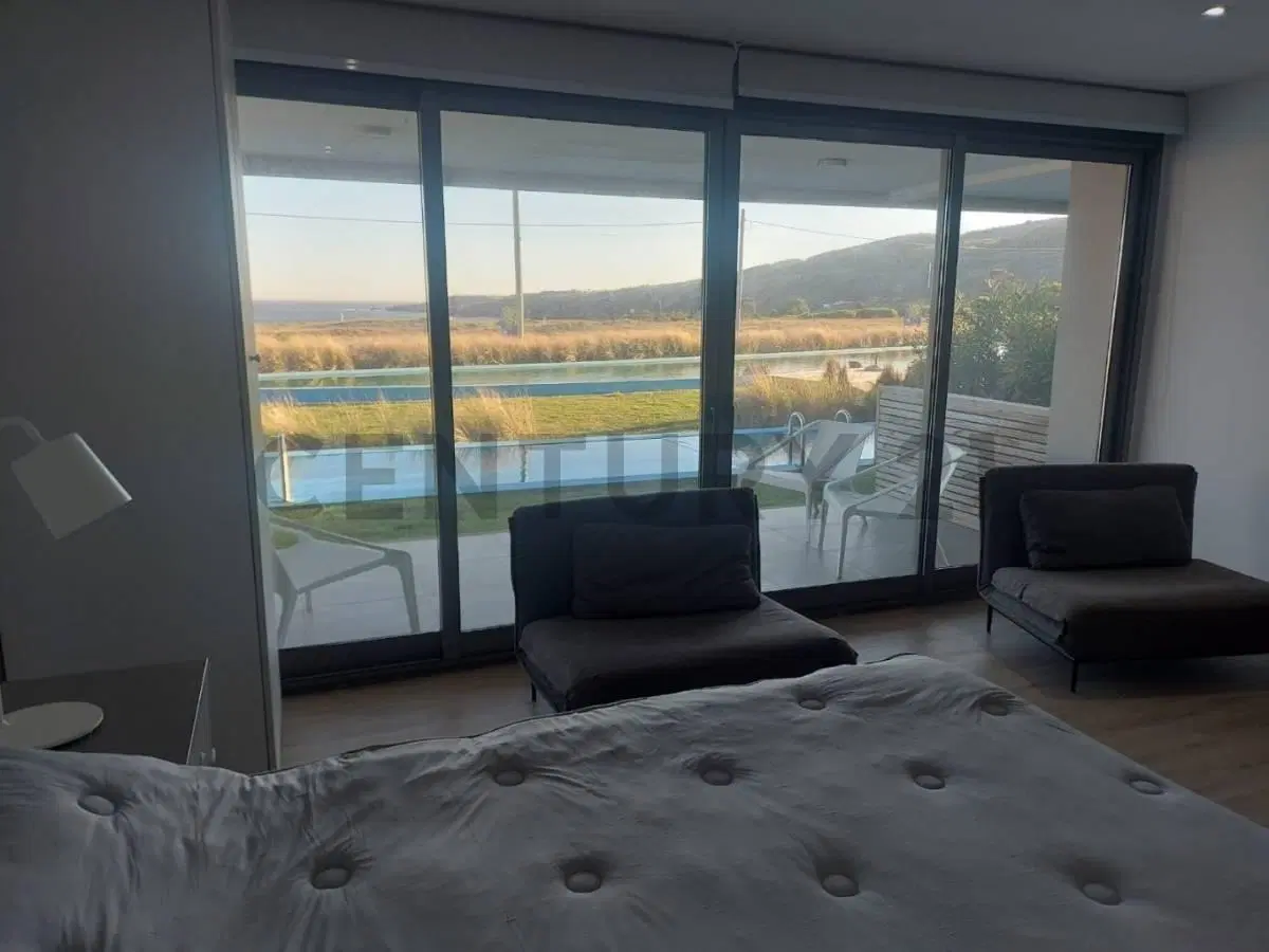 Venta de apartamento monoamiente en edificio Syrah en Punta Ballena 2