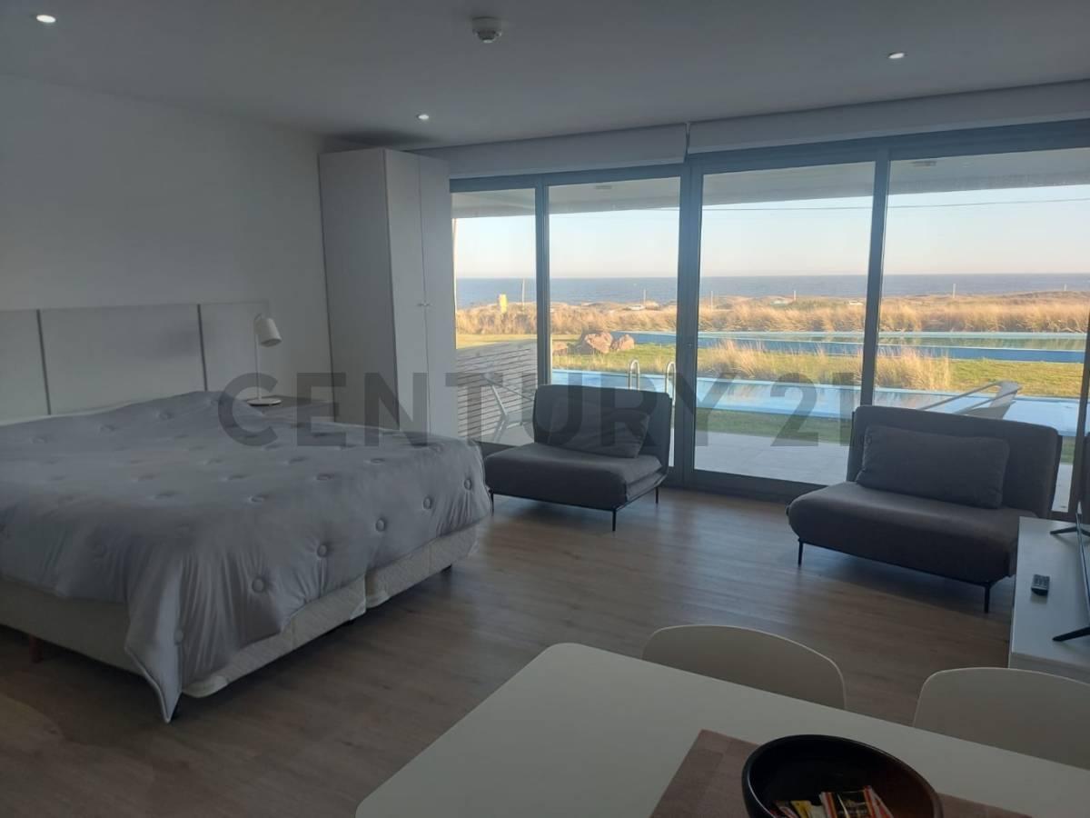 Foto de Venta de apartamento monoamiente en edificio Syrah en Punta Ballena, imagen 1