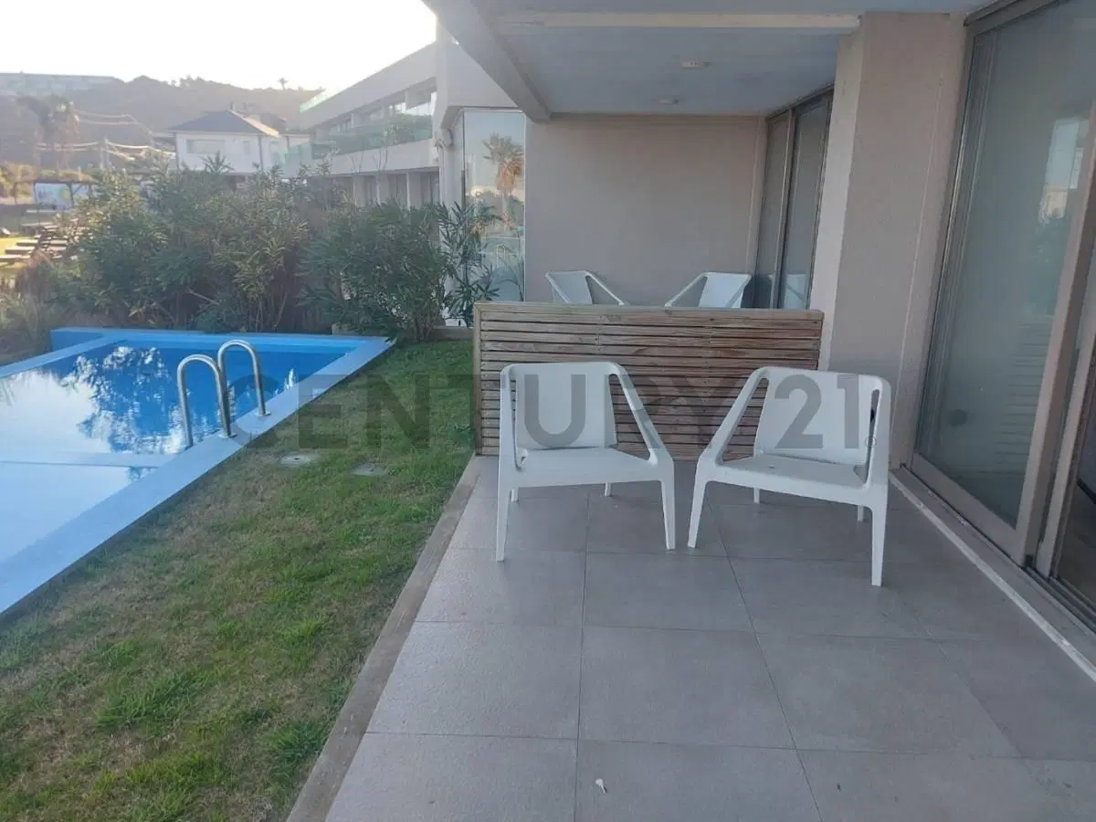 Venta de apartamento monoamiente en edificio Syrah en Punta Ballena 3