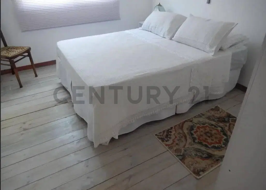 Casa con patio en alquiler 1 Dormitorio - Balneario Bs As 2