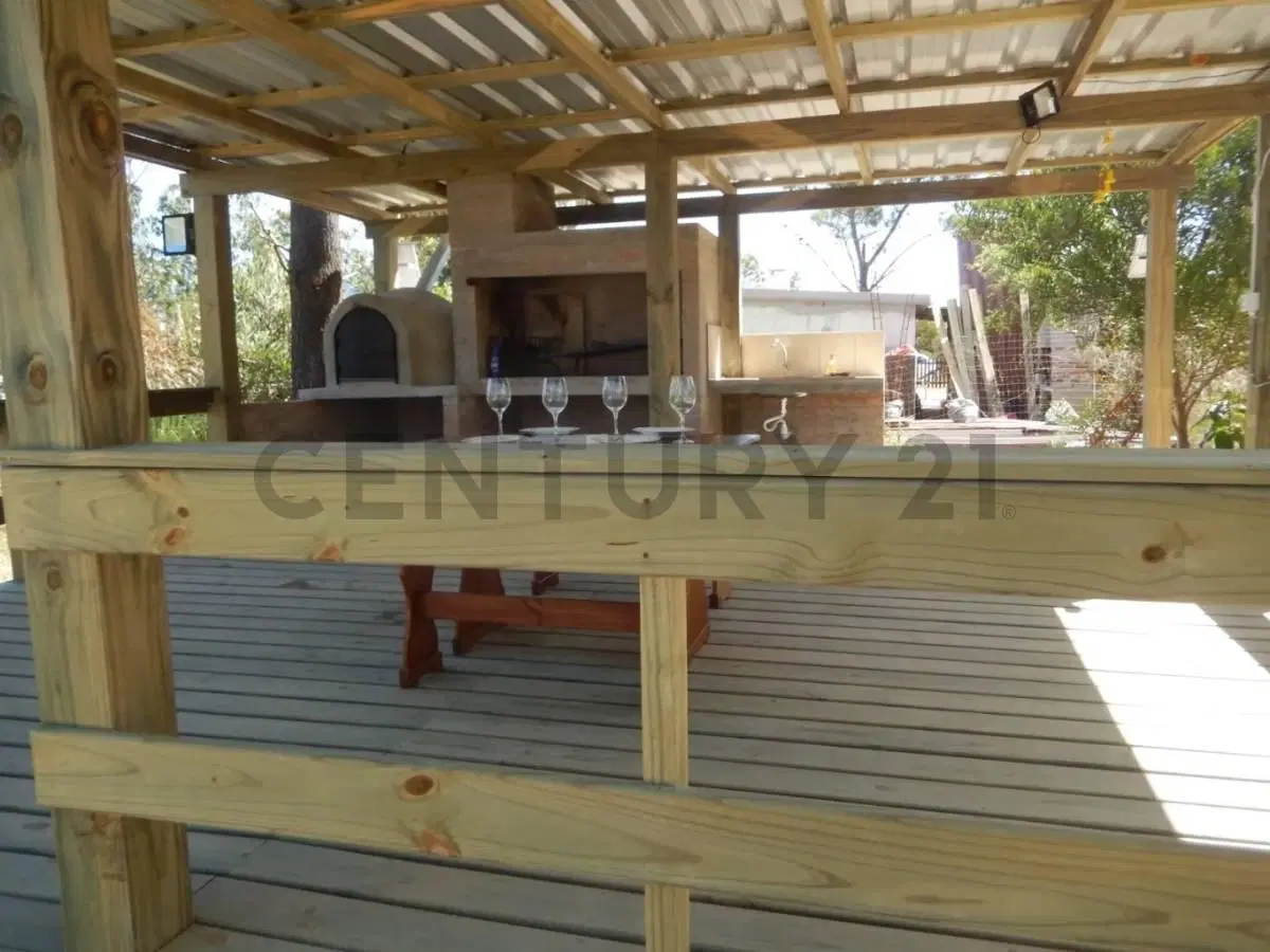Casa con patio en alquiler 1 Dormitorio - Balneario Bs As 3