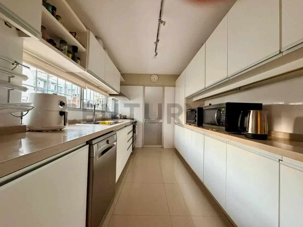 Venta Apartamento en Pocitos | 3 Dormitorios + Servicio | Barbacoa | 3 Garages 4