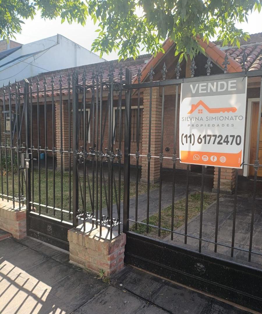 Foto de CASA EN VENTA B° EL MIRADOR, LUJAN, imagen 2