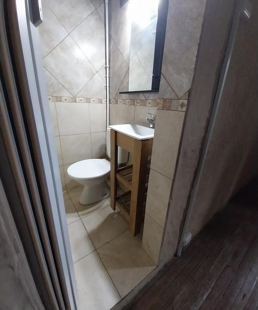 Foto de CASAQUINTA EN ALQUILER - LEZICA Y TORREZURI , LUJAN, imagen 1