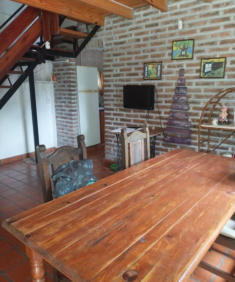 Foto de CASAQUINTA EN ALQUILER - LEZICA Y TORREZURI , LUJAN, imagen 2