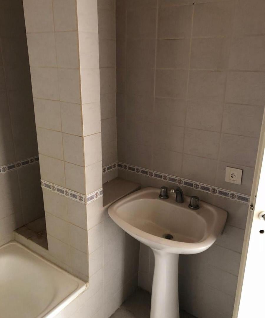 Foto de DEPARTAMENTO EN ALQUILER- LUJAN CENTRO, imagen 4