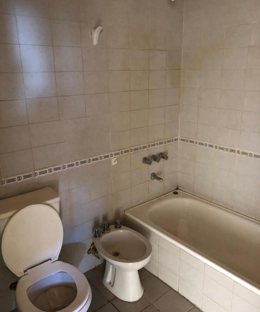 Foto de DEPARTAMENTO EN ALQUILER- LUJAN CENTRO, imagen 2