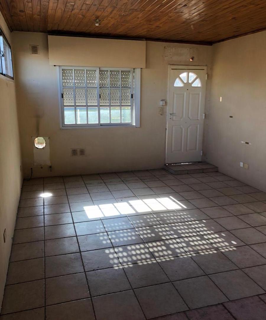 Foto de DEPARTAMENTO EN ALQUILER- LUJAN CENTRO, imagen 3