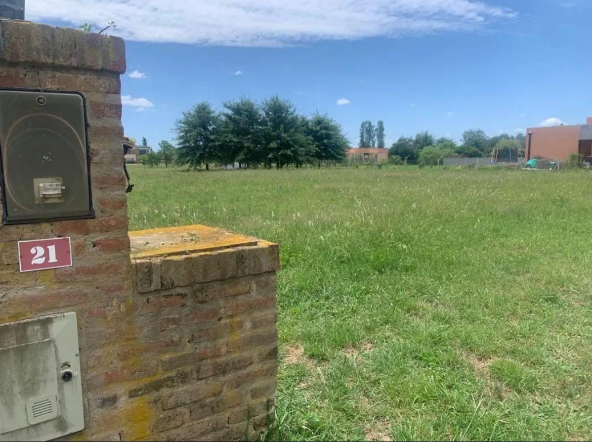 Foto de VENTA DE TERRENO B°CERRADO LA ELINA, COMARCAS DE LUJAN, imagen 2