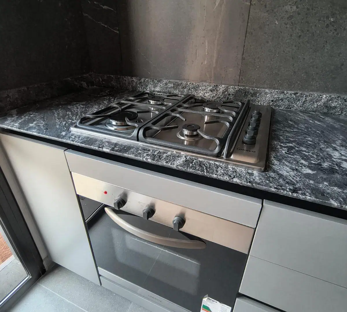 DPTO EN ALQUILER CCOCHERA - NUEVA CORDOBA - 2D 2B 8