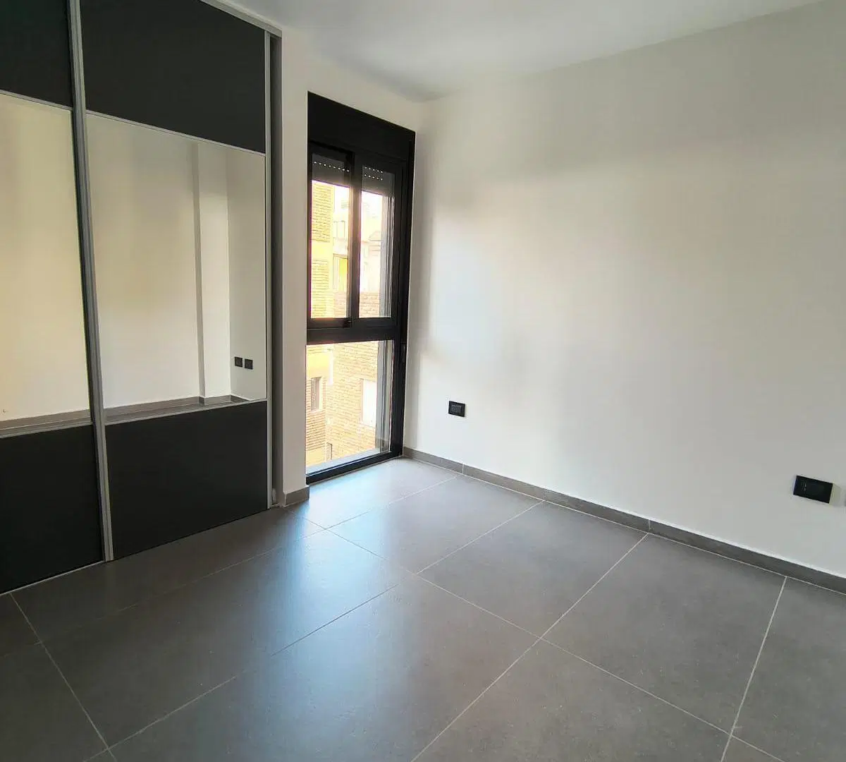 DPTO EN ALQUILER CCOCHERA - NUEVA CORDOBA - 2D 2B 5