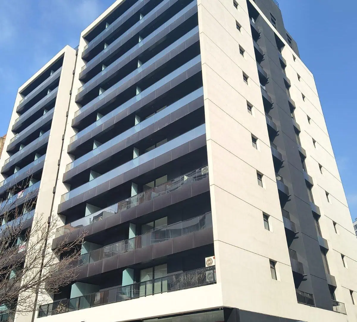 DPTO EN ALQUILER CCOCHERA - NUEVA CORDOBA - 2D 2B 4