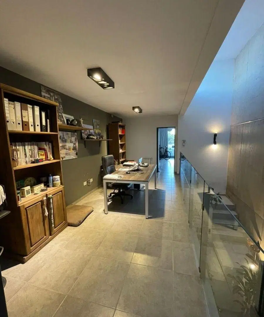 Duplex mansión en alquiler y/o a la venta, 170 m2 cubiertos. B° Alto Alberdi. 5