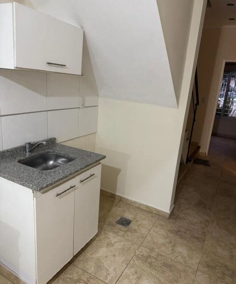 ALQUILER - NVO POETA LUGONES - DUPLEX - PILETA . ASADOR - IMPECABLE 3