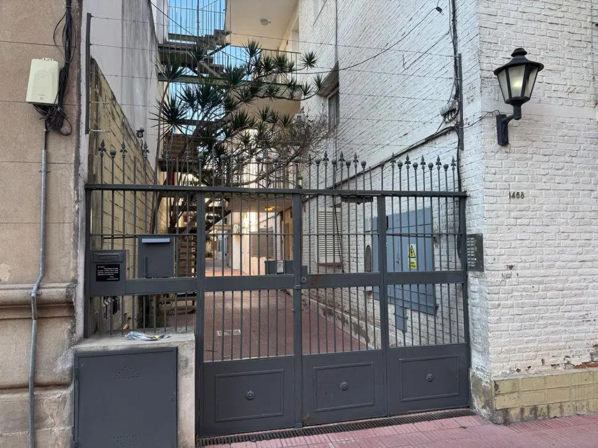 VENTA - DPTO - PLANTA BAJA - A MTS DE BEDOYA - COFICO 4