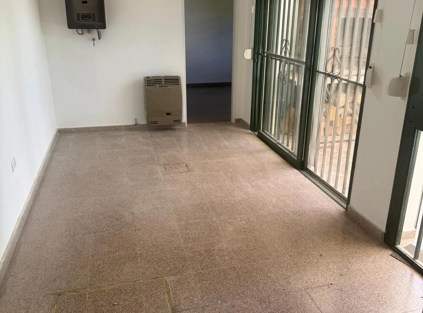 ALQUILER - CASA 3 DOR. - CHATEAU CARRERAS - IMPECABLE 5