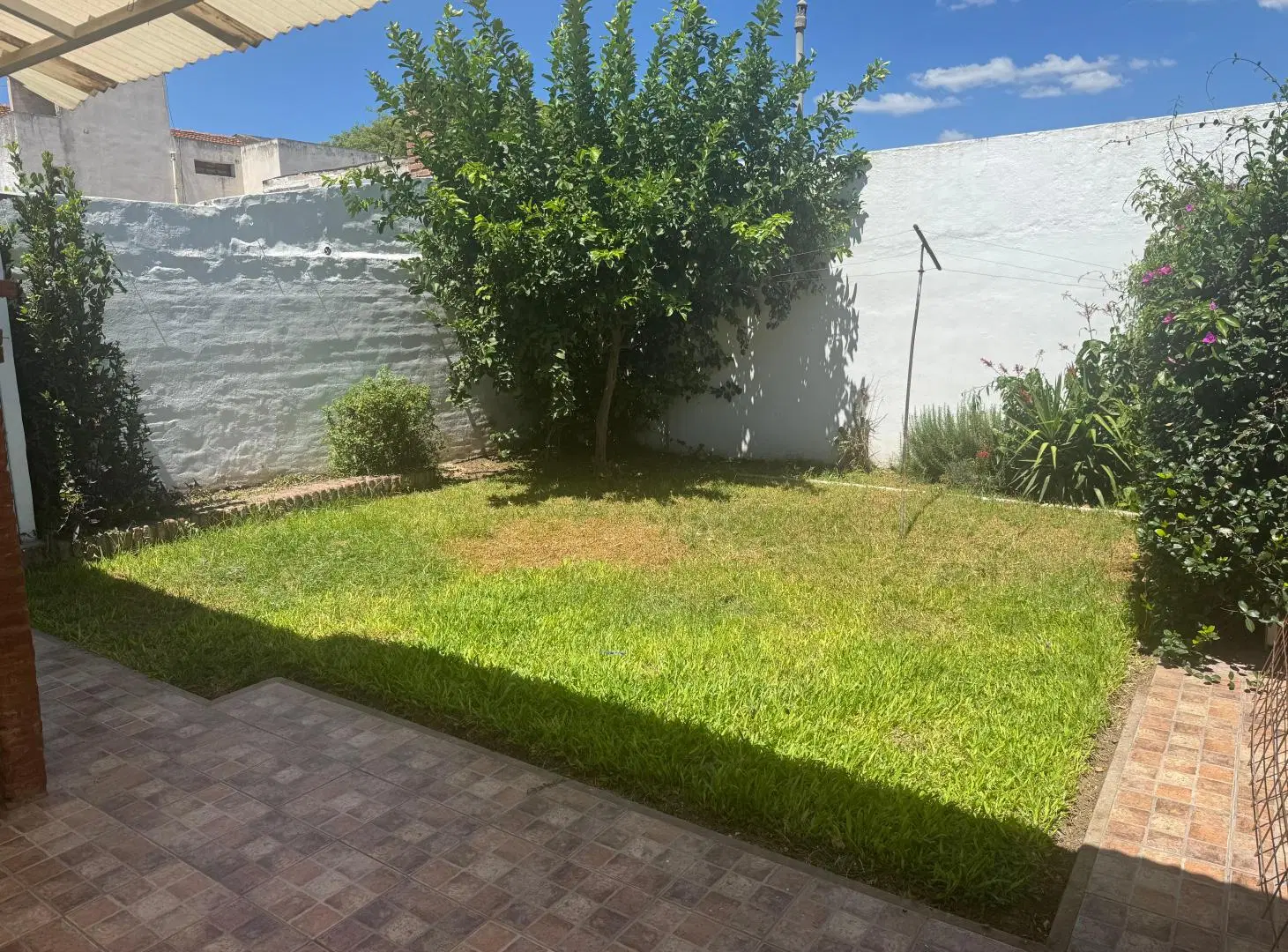ALQUILER - CASA 3 DOR. - CHATEAU CARRERAS - IMPECABLE 8