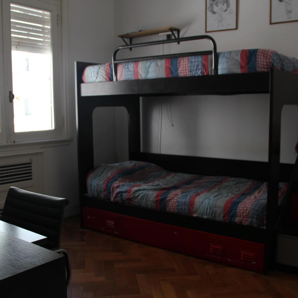 Departamento 6 Ambientes. Al Frente C/balcones. Muy Limunoso - Cero Ruido 2
