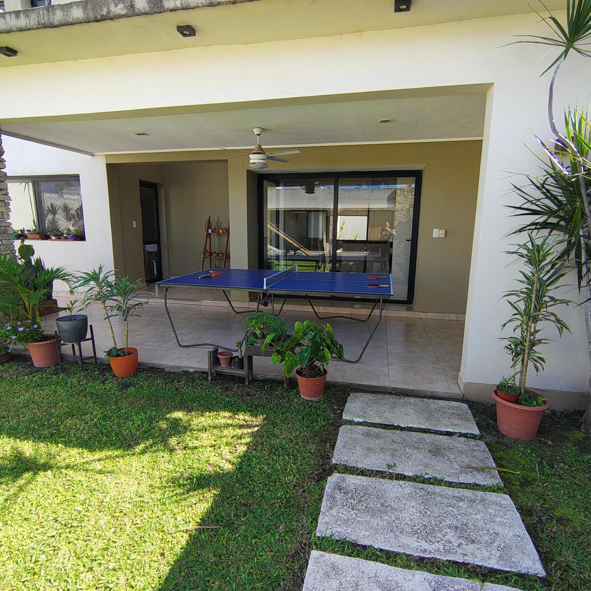 Dueño Directo Vende Casa en 2 Plantas - Apto Crédito 3