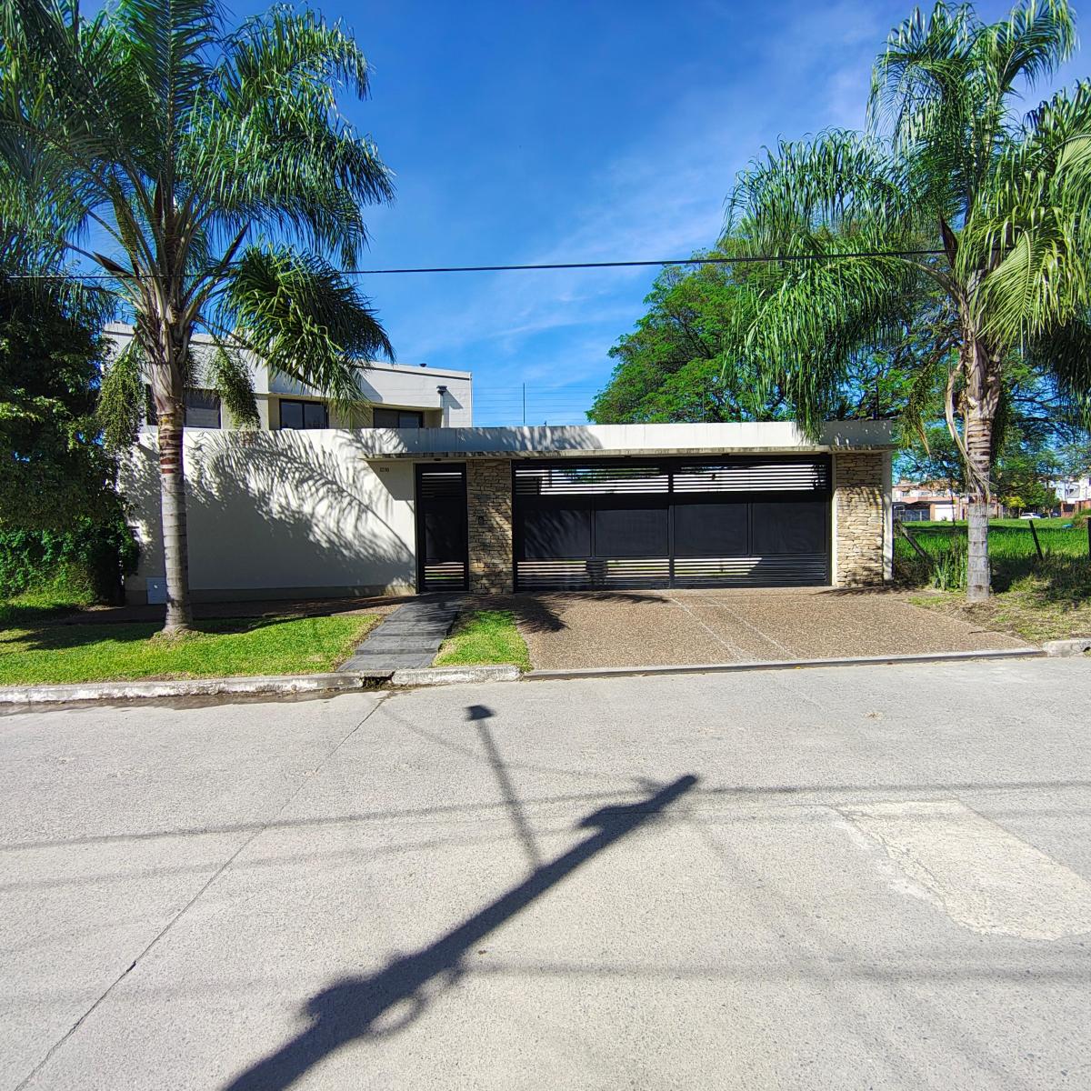 Dueño Directo Vende Casa en 2 Plantas - Apto Crédito 4