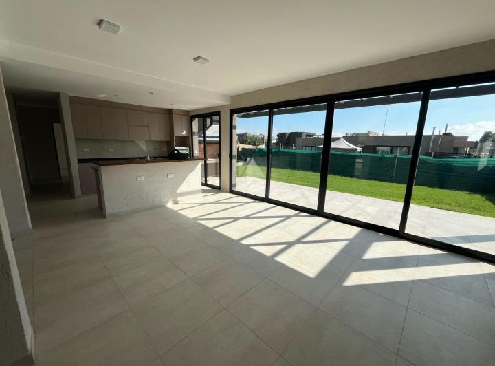 Casa en Venta en Barrio Lar de Vieytes II 1