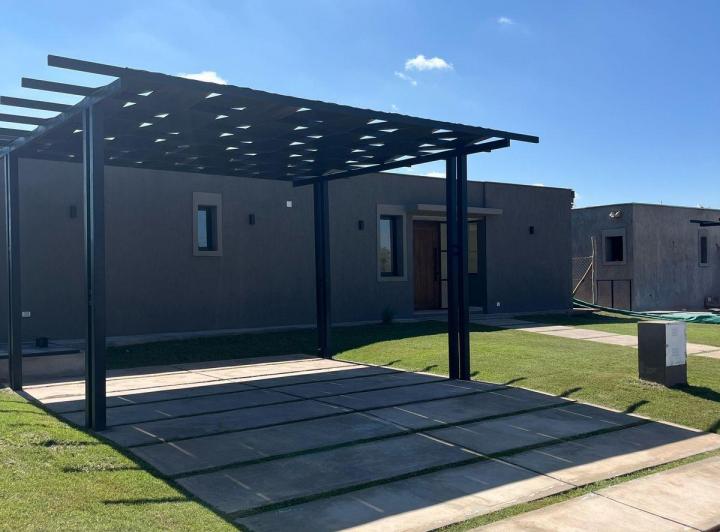 Casa en Venta en Barrio Lar de Vieytes II 5