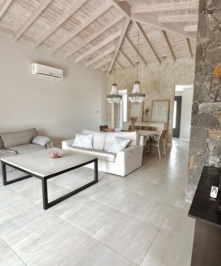 Casa en venta y/o alquiler en La Vacherie Country Golf 4