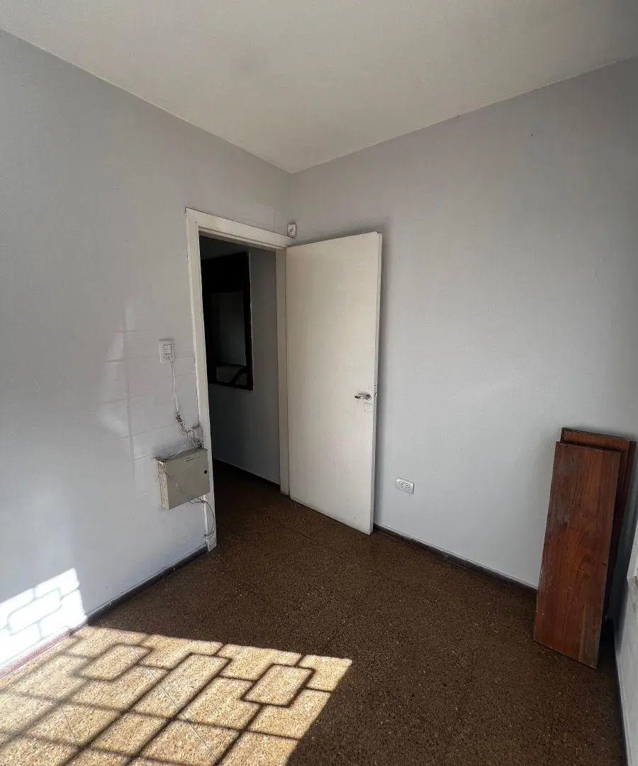 Casa en venta y o alquiler en Ciudad 8