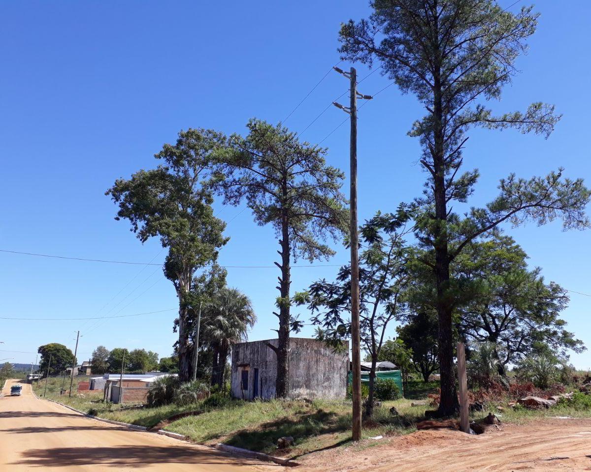 14 Lotes en Venta en Muy Buena Ubicacion - Ricado Rojas Al 1700 B. La Colina 3