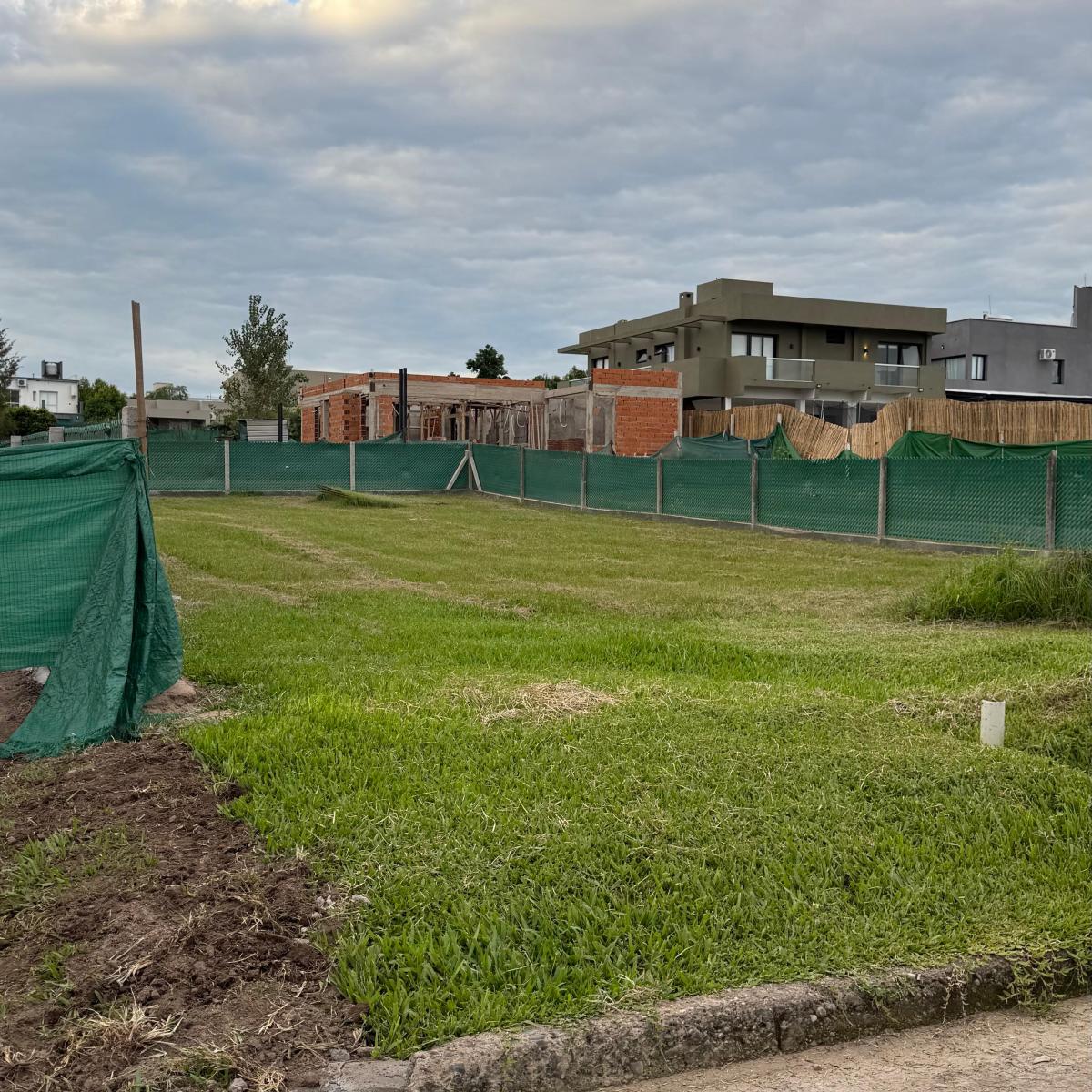 Terreno Altos del Rosario 1