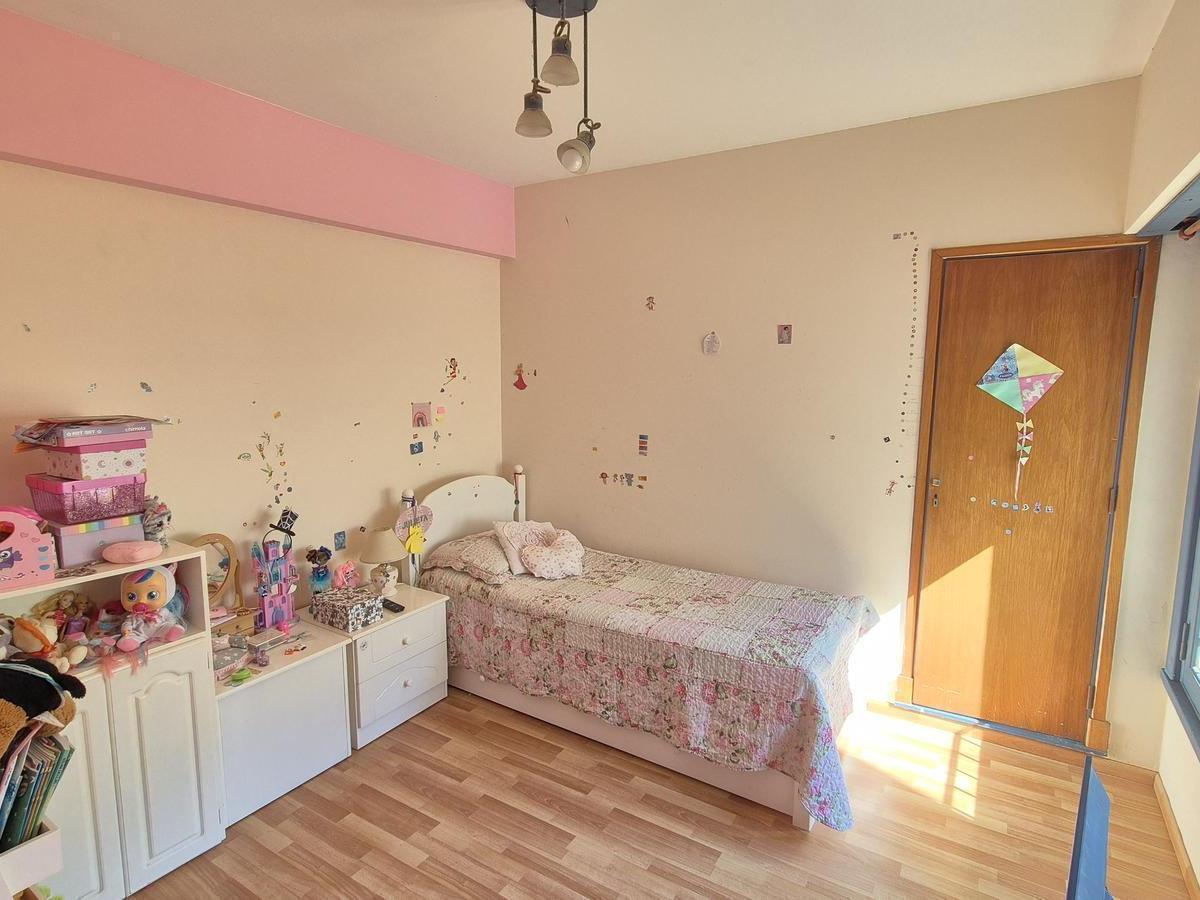 Departamento 2 Amb con Cochera en Chauvin 2